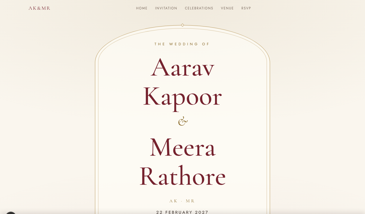 The Royal design in the live demo — the couple's names and wedding date beneath an ornamental arched motif.